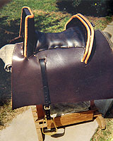 medieval_saddle2_lr.jpg